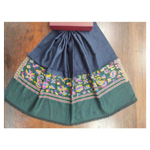 Estolas de Lana Fina Premium con Diseño Floral Gulab Palla para Mujer, 70x200 cm, Chal de Lujo de Mezcla de Lana y Seda, Suave, Cálido, Elegante, de Diseñador, para Invierno - Product Image 3