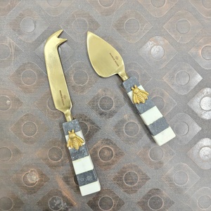 Juego de Cuchillos para Queso de Acero Inoxidable Chapado en Oro, Mango de Mármol, Diseño Moderno y Simple, 5 Pulgadas, Apto para Lavavajillas, para Cocina y Hogar - Product Image 1