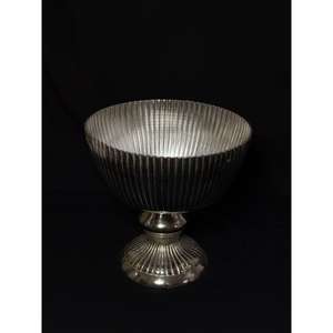 Cuenco de Aluminio para Dátiles con Decoración de Chocolate para Ramadán, Elegante Decoración Plateada para Mesa y Comedor de Lujo - Product Image 4