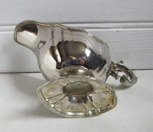 Recipientes de Acero Inoxidable de Alta Calidad para Salsas, Aderezos y Guarniciones para Restaurantes, Fáciles de Servir - Product Image 6
