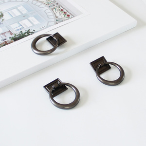 Tiradores Redondos de Aleación de Zinc Duraderos con Base Cuadrada para Gabinetes de Cocina, Cajones de Comedor, Cómodas y Mesitas de Noche - Product Image 4