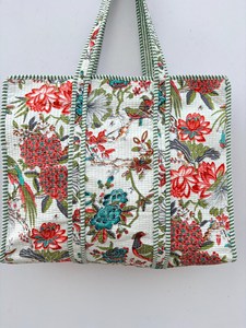 Fashionable <b>White</b> Cotton Tote <b>Bag</b> with Floral Print Bohemian Style Summer Casual Zipper Shopping Travel Handbag for Women - Product Image 2