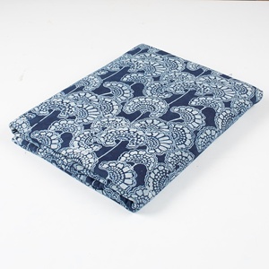 Tissu imprimé indigo bleu indien en gros, tissu imprimé en coton pour robes - Product Image 1
