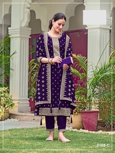 Ensemble Kurti et pantalon brodés de créateur avec dupatta, tenue ethnique pour fêtes et mariages, style traditionnel pour femmes - Product Image 5