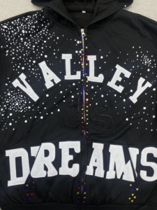 Sweat-shirt à capuche zippé noir pour homme Valley Dream en molleton French Terry coupe-vent avec motif à pois en strass, style streetwear oversize pour l'automne - Product Image 3
