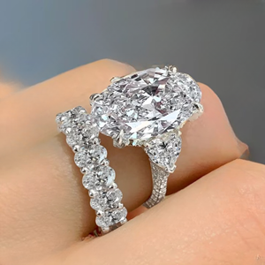 Anillo de Compromiso y Matrimonio Clásico de Moissanita de 10 Quilates, Corte Pera, Oro Amarillo de 10K, Engaste de Puntas, Joyería Fina, Superventas - Product Image 4