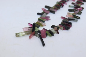 Cuentas de Turmalina Natural en Bruto de 15-25 mm, Forma de Barra, con Peso Personalizable para la Fabricación de Joyas, Venta al Por Mayor - Product Image 2