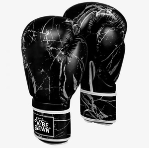 Gants de boxe en cuir de qualité supérieure, impression craquelée, faits à la main, doublure intérieure respirante, sangle de poignet réglable, fermeture auto-agrippante - Product Image 1