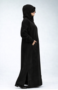 Abaya personnalisée pour femmes avec capuche en polaire et masque de sommeil intégré |   Fabricant OEM de vêtements modestes pour les commandes en gros - Product Image 5
