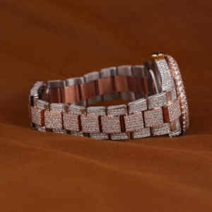 Reloj de Diamantes de Moda de la Mejor Calidad con Esfera de Números Árabes para Uso Formal o en Fiestas de Oficina, Disponible a Precio de Mayoreo - Product Image 4