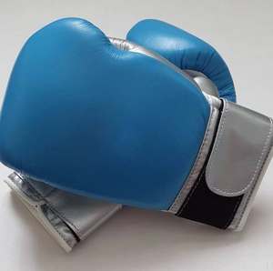 Guantes de Boxeo para Adultos 2026 con Logotipo Personalizado, de Cuero Exquisito, Antideslizantes, con Correa de Muñeca Ajustable, Cierre de Gancho y Bucle, Impermeables, para Entrenamiento - Product Image 4