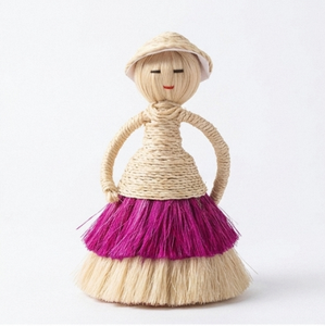 Figura de Muñeca Tejida a Mano Sellease K5 con Falda Morada, Decoración Art Deco para el Hogar, Adorno de Mesa Interior, Fibra de Sisal y Plátano - Product Image 1