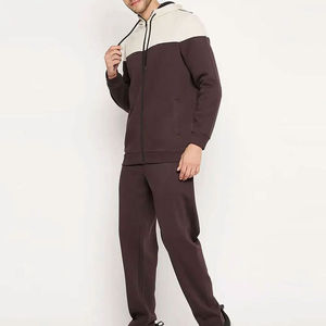 Wholesale Cheap Men's Custom Lightweight Vintage Hooded Sportswear Tracksuit Plus Size Set with <b>Drawstring</b> for Winter Sports - Product Image 3