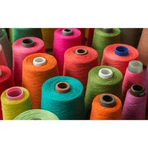 Hilo de Algodón Reciclado Cardado 20s/1, Hilo Ecológico de Núcleo Hilado para Tejer Calcetines en Múltiples Colores, Calidad Mixta, Empaquetado en Bolsa - Product Image 1