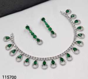 Fancy Collection High Quality SILVER Plated Kundan Pearl Necklace Earring <b>Set</b> Latest Designed Women's Wedding Jewelry Classic - Product Image 1