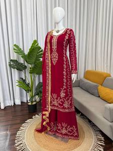 Ensemble haut de gamme en Georgette Faux Plazzo avec broderie de sequins et de fils - Product Image 5