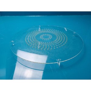 Cabezal de Ducha de Cuarzo GEN GENCORE -1, Cabezal de Ducha de Cuarzo Usado como Pieza de Repuesto para Equipos Legacy Semiconductor - Product Image 1