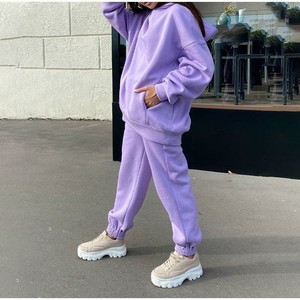 Ensemble sweat à capuche et pantalon de jogging OEM pour femme, violet, en polaire, décontracté, coupe ample, deux pièces, manches longues, couleur unie, toutes saisons - Product Image 3