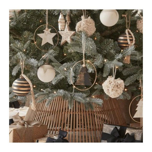 Collection de clochettes en rotin de Noël du Vietnam pour la décoration d'arbre, les boutiques de cadeaux, les centres de villégiature et les détaillants de style de vie - Product Image 2