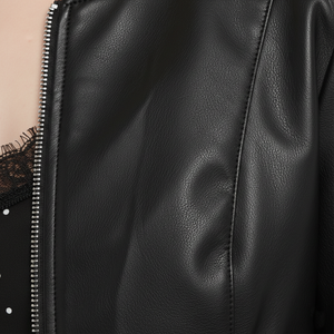 เสื้อแจ็คเก็ตหนังแกะแท้สำหรับผู้หญิง ขายส่ง มีกระเป๋าและทรงครอป - Product Image 4