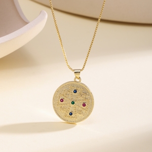 QIKU 코인 지르콘 펜던트 목걸이 패션 18K 금도금 구리 보석 여자 남자 일상복 - Product Image 5