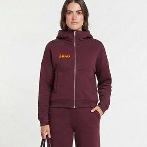 Sweat à capuche zippé bordeaux pour femme en molleton de coton et bambou, couleur unie, coupe classique, idéal pour l'automne, avec poches – Nouvelle collection - Product Image 4