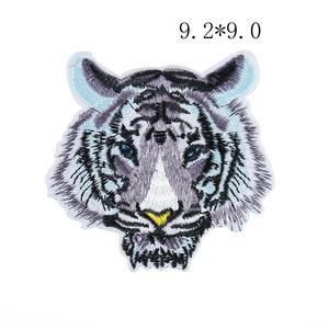 Patchs brodés personnalisés de haute qualité, appliques 3D ours en peluche à thermocoller ou à coudre pour vêtements, chapeaux, sacs, streetwear et mode - Product Image 6