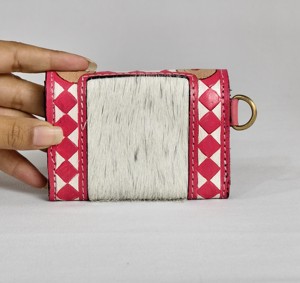 Pink Diamond Patterns Genuine Leather Mini Coin <b>Purse</b> With Wrist Strap Button Closure <b>Cute</b> Compact Design Mini Wallets For Women - Product Image 3