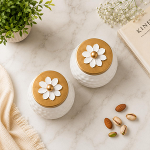 Ensemble de 2 pots de rangement décoratifs en métal blanc avec couvercles floraux dorés, contenants de luxe pour fruits secs pour la cuisine et la table à manger - Product Image 4