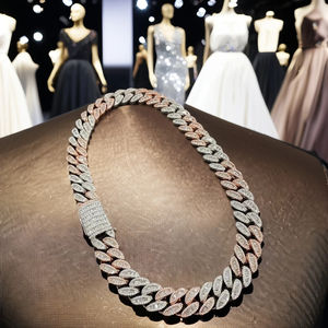 Collar Personalizado de Plata de Ley 925, Chapado en Oro de Dos Tonos, Eslabones Cubanos Miami de 20 mm, con Moissanita VVS1, 22 Pulgadas - Product Image 1