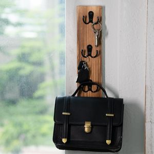 Porte-clés vertical mural en bois avec crochets pour l'entrée de la maison, solution de rangement pour clés et portefeuilles - Product Image 4