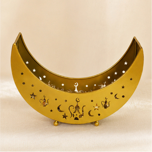 Wholesale Luxury <b>Gold</b> Iron Crescent Moon Shaped Ramadan <b>Serving</b> <b>Tray</b> Hollow Out Metal Eid Mubarak Dessert Food Platter - Product Image 5