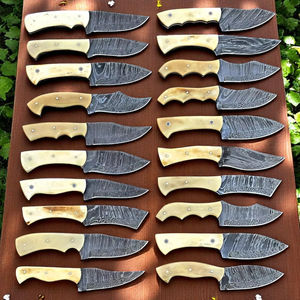 Cuchillo de Caza de Acero de Damasco Hecho a Mano de Alta Calidad, Estilo Europeo, Mango de Hueso, Punta Biselada, Servicio OEM Disponible, 3 Años de Garantía - Product Image 3