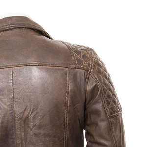 Chaqueta de Cuero Casual Premium para Hombre con Acabado Liso, Diseño Impermeable y Ecológico, Opción de Logotipo Frontal - Product Image 6