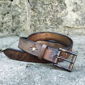 BS INTERNATIONAL Custom Cow Hide Leather Belt Steel Skull Square Buckle Solid Pattern Eco-Friendly Breathable Unisex Casual Belt - Product Image 3