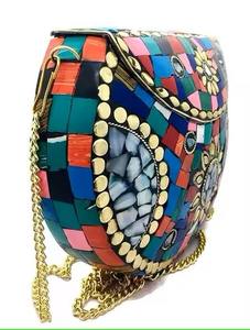 Bolso de Mano de Resina Acrílica de Diseño para Mujer, Transparente, para Fiestas Nocturnas, Bolso de Lujo para Bodas, Moda Femenina, Tendencia 2025 - Product Image 4