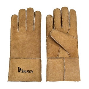 ถุงมือหนังสั่งทำพิเศษจาก Relevo Industries ป้องกันเปลวไฟ สำหรับผู้ใหญ่ทุกเพศ ทุกฤดู เหมาะสำหรับขี่มอเตอร์ไซค์และแข่งรถ - Product Image 1