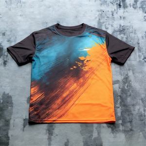 T-shirt da <span class=keywords><strong>uomo</strong></span> traspirante sublimata con stampa all-over e design grafico misto per <span class=keywords><strong>negozi</strong></span> di <span class=keywords><strong>abbigliamento</strong></span> europei di tendenza 2026 - Product Image 5