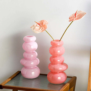 Vase à fleurs en résine écologique fait main, directement de l'usine, personnalisé, moderne, décoratif, vente en gros, décoration pour la maison - Product Image 1