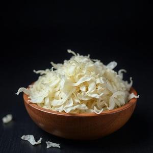 Flocons d'oignons blancs séchés (emballage en vrac) fabriqués à partir d'oignons blancs frais pelés pour la cuisine, l'assaisonnement, les soupes, les sauces, les collations et les aliments - Product Image 4