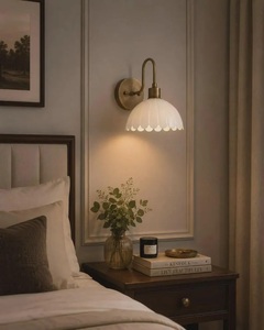 Traditional Brass Wall Sconce With Flower Shade Indoor Entryway Lighting Fixture Durable Design - Product Image 3