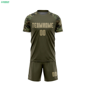 Maillots de football personnalisés en gros – Ensembles d'uniformes d'équipe sur mesure – Meilleures ventes – 100 % polyester léger et écologique - Product Image 6