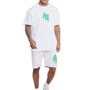 Ensembles shorts pour hommes logo personnalisé imprimé meilleure vente t-shirt respirant à bas quantité minimale de commande avec ensembles courts logo personnalisé grande taille - Product Image 1