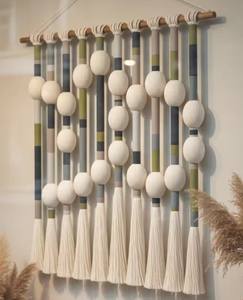 Tapisserie murale artisanale Capricorne en macramé à franges sphériques, symboles du zodiaque, décoration de luxe pour chambre à coucher, cadeau - Product Image 1