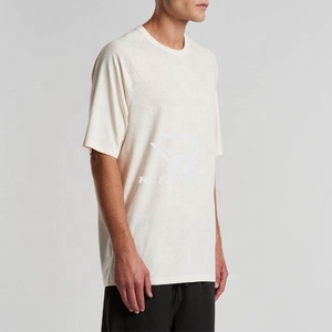 T-shirt classique en coton aux tons neutres, chemise décontractée vibrante, t-shirt basique multicolore - Product Image 3