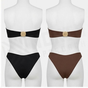 Ensemble bikini bandeau de couleur unie pour femmes, avec détail bouton torsadé sur le devant, bas de maillot de bain extensible, deux pièces - Product Image 2
