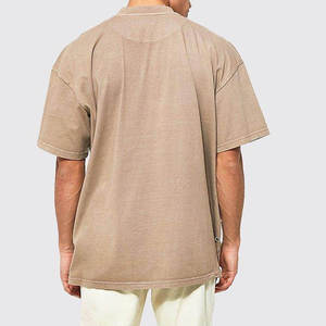 T-shirt Homme Distressed en Gros Usine, Logo Personnalisé, Coton Respirant, Streetwear Décontracté, Écologique, OEM ODM, Léger, Été - Product Image 2