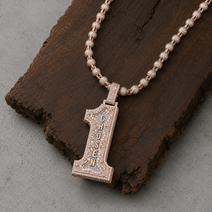 Pendentif personnalisé Hip Hop Iced Out numéro 1 en argent 925 avec lettre en moissanite et diamant - Product Image 1