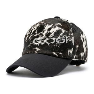 Gorra de béisbol de cuero con pelo de vaca blanco y negro |   Regalo del Rancho Occidental - Product Image 1