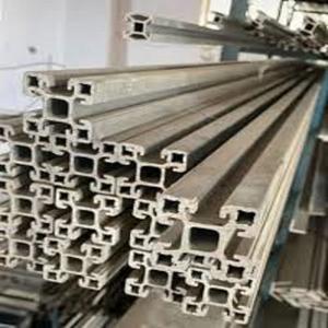 Servicio de Corte de Perfiles de Extrusión de Aluminio Personalizados, Serie 4040, Diferentes Espesores, Ranura en T, Anodizado en Plata y Negro - Product Image 2